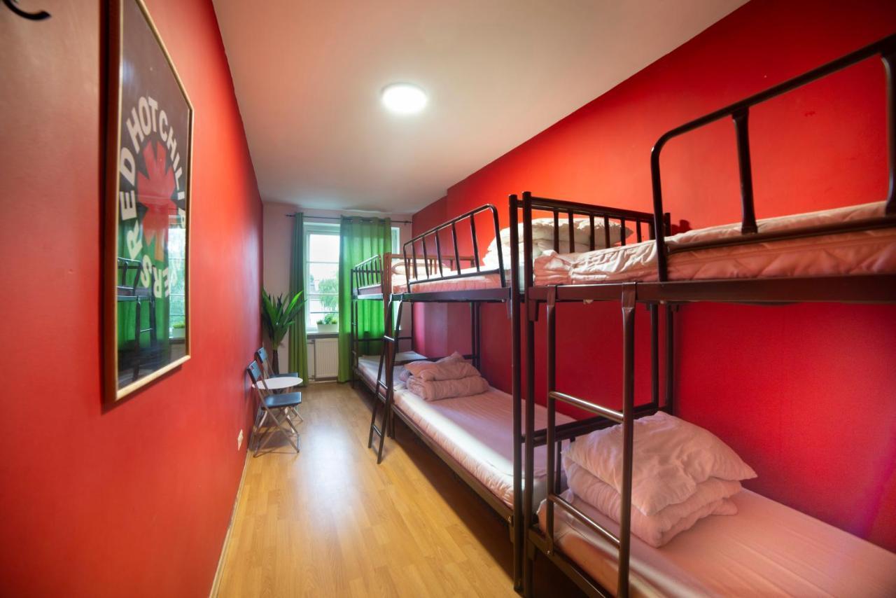 Let's Rock Party Hostel! Age Limit From 18 Until 40! Ostello *